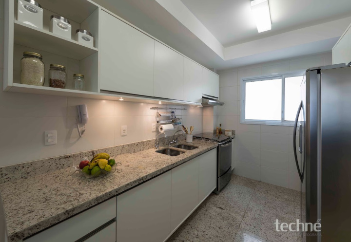 Projeto - Residencial - Mansões de Santo Antônio - Interiores - Cozinha A