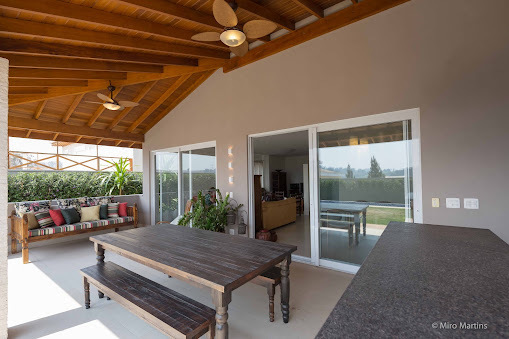 Projeto - Residencial - Dom Pedro CR - Arquitetura e Interiores - Varanda A