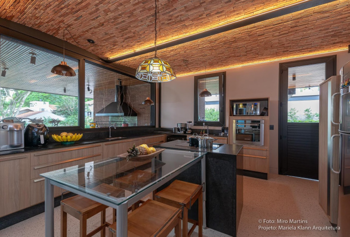 projeto-arquitetura-e-interiores-residencial-palmeiras-hipica-cozinha-varanda
