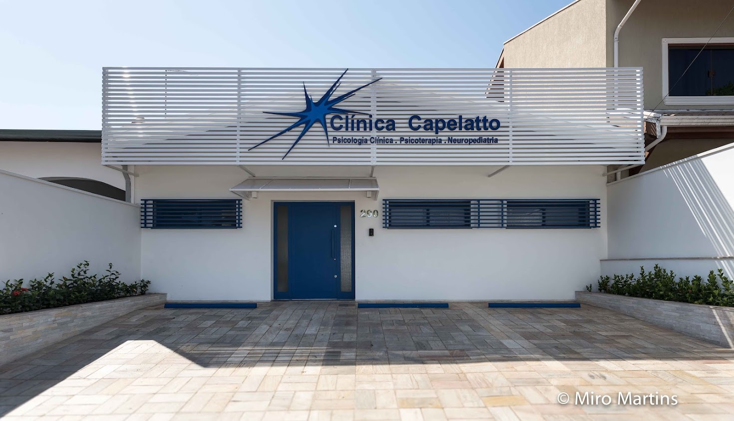 Projeto - Comercial - Clínica Capelatto - Arquitetura e Interiores - Fachada