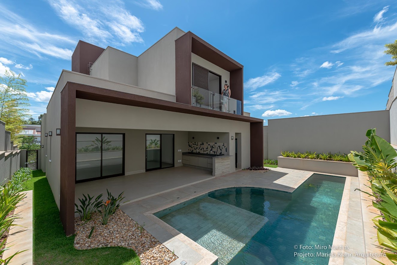 Projeto - Residencial - Dom Pedro CA - Arquitetura e Interiores - Fachada, Varanda e Piscina A